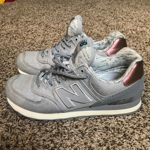 New Balance 574 Rose Gold edition